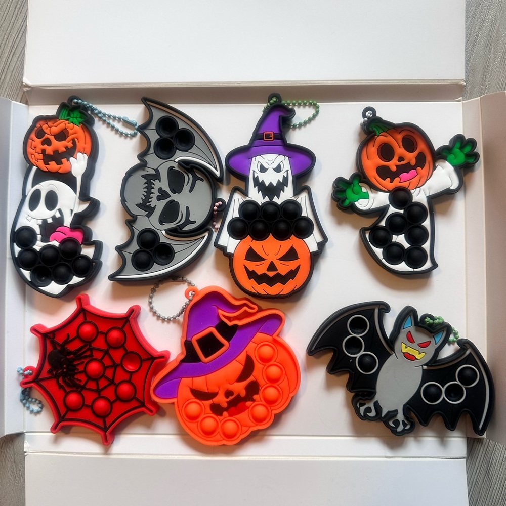 Halloween Pop It Keychains Set